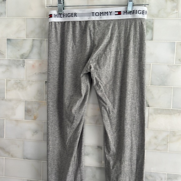 Tommy Hilfiger loungers NWOT - Picture 3 of 9